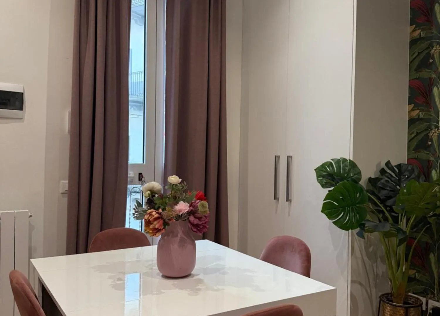 شقة Peony House - 10 Min Duomo ميلان إيطاليا